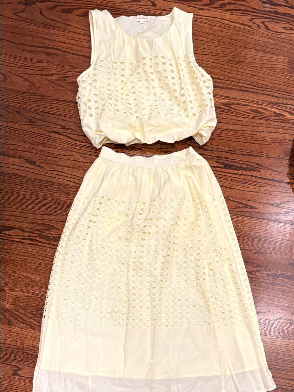 Sleeveless Eyelet Crop Top & Midi Skirt Set - Pale Yellow